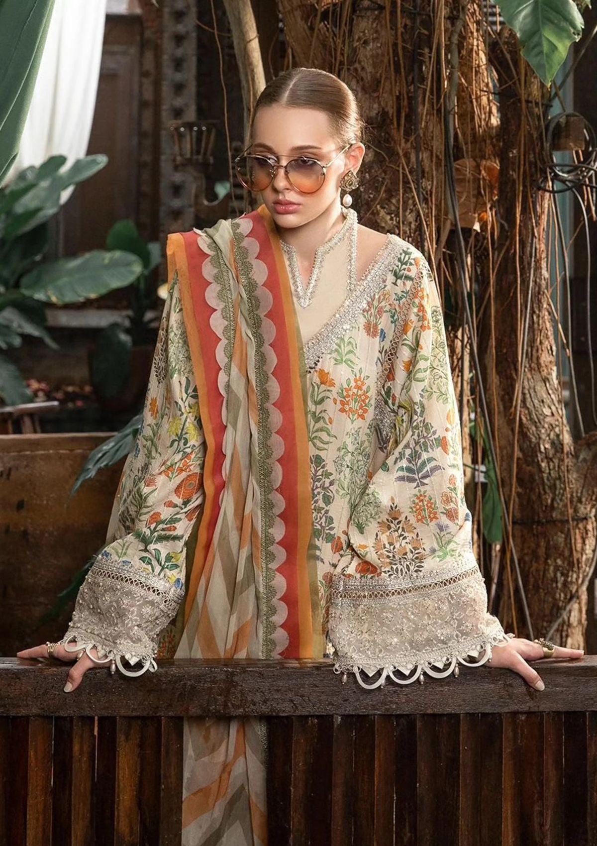 3 PC - LAWN EMBROIDRED SUIT - HE06